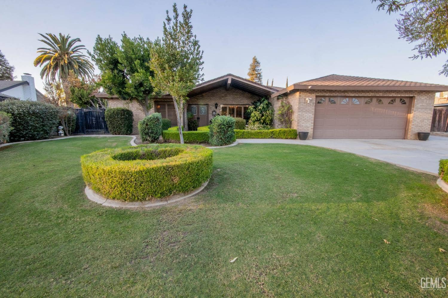 6904 Quailwood Drive