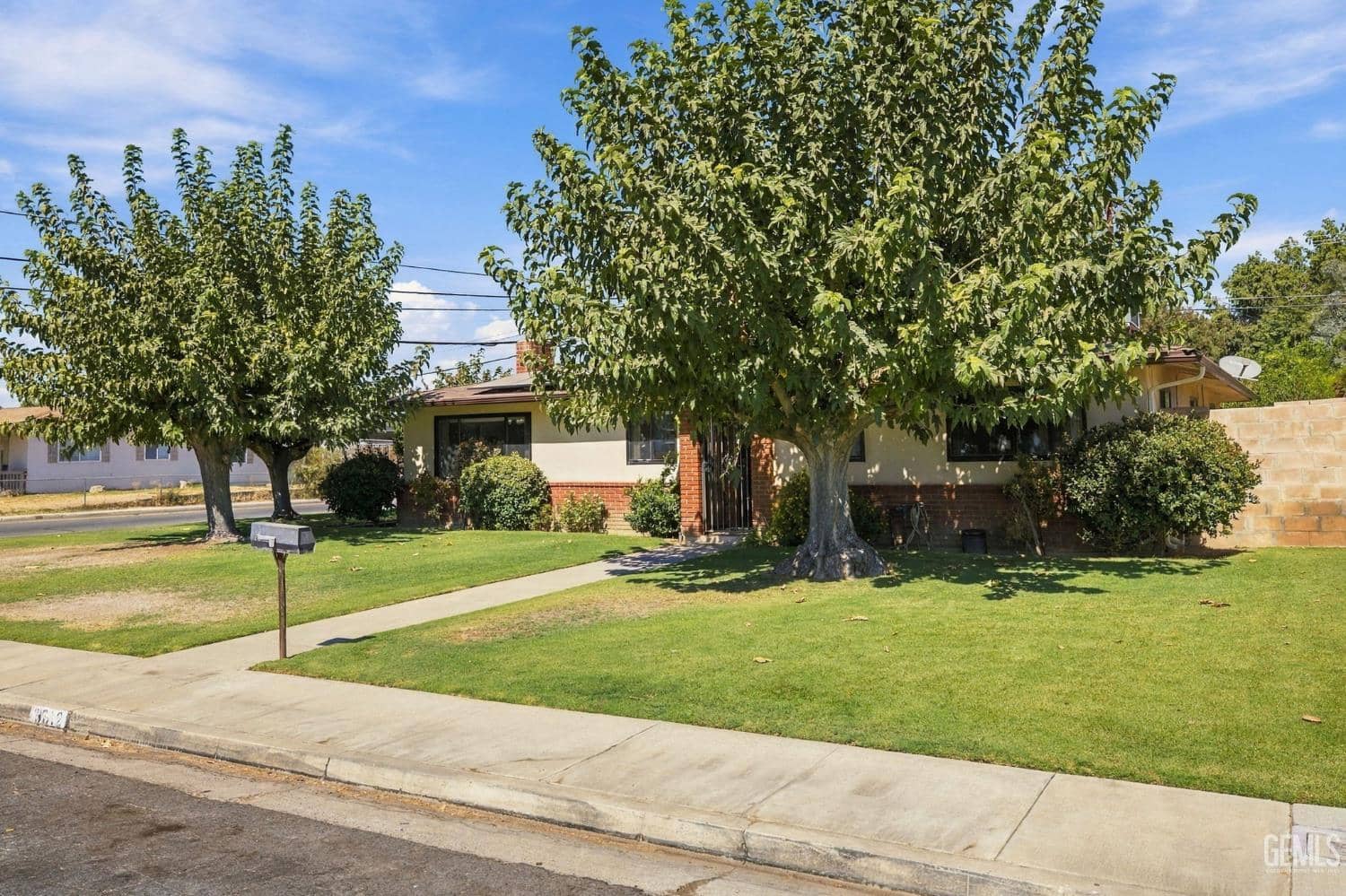 3612 Laverne Avenue — photo 2