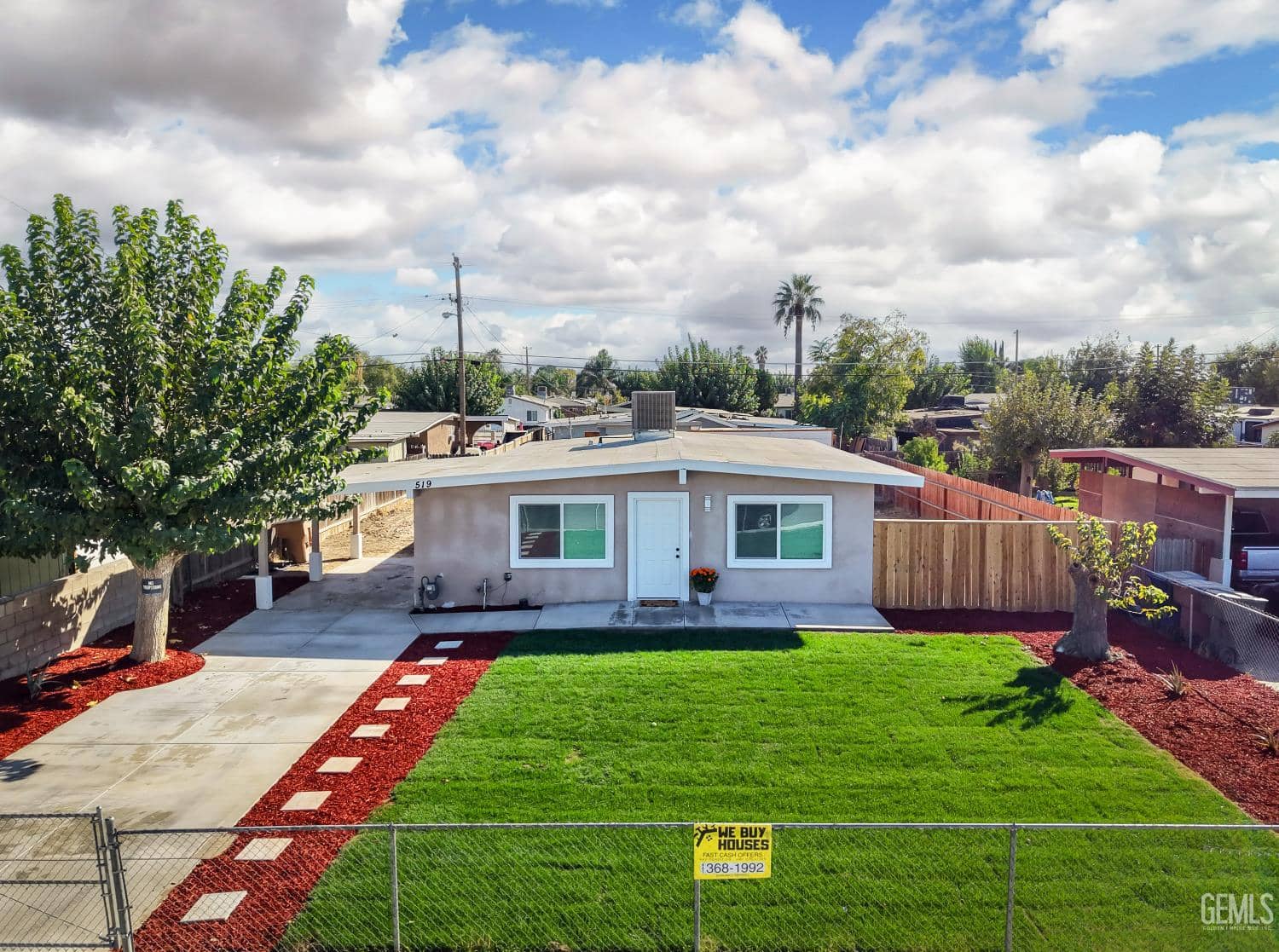 519 E Fairview Road — photo 3
