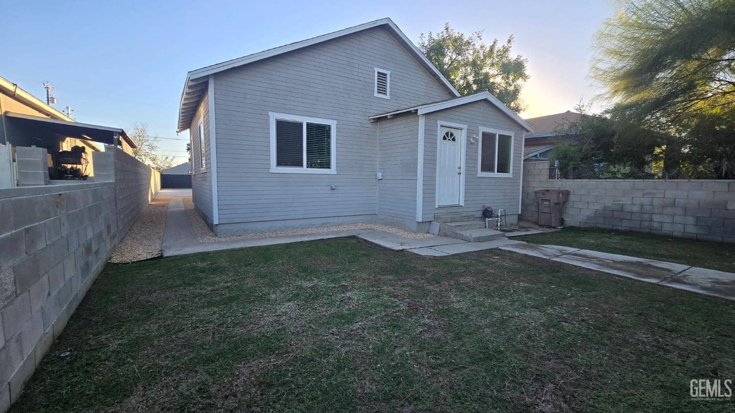 923 Sumner Street — photo 4