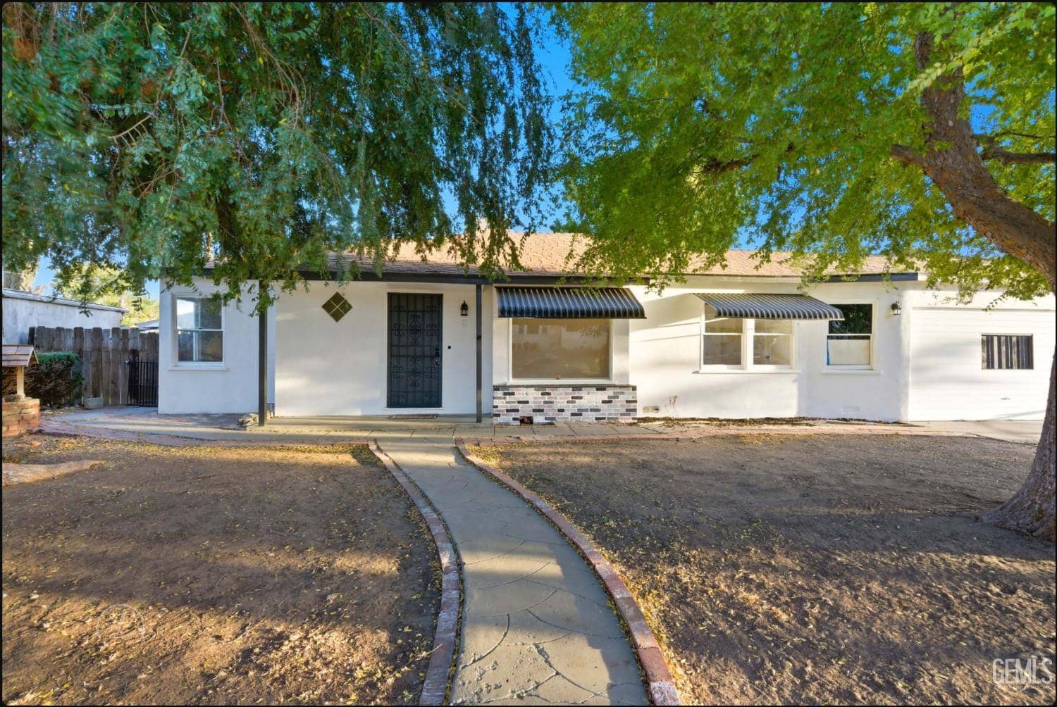 1609 Crestview Drive