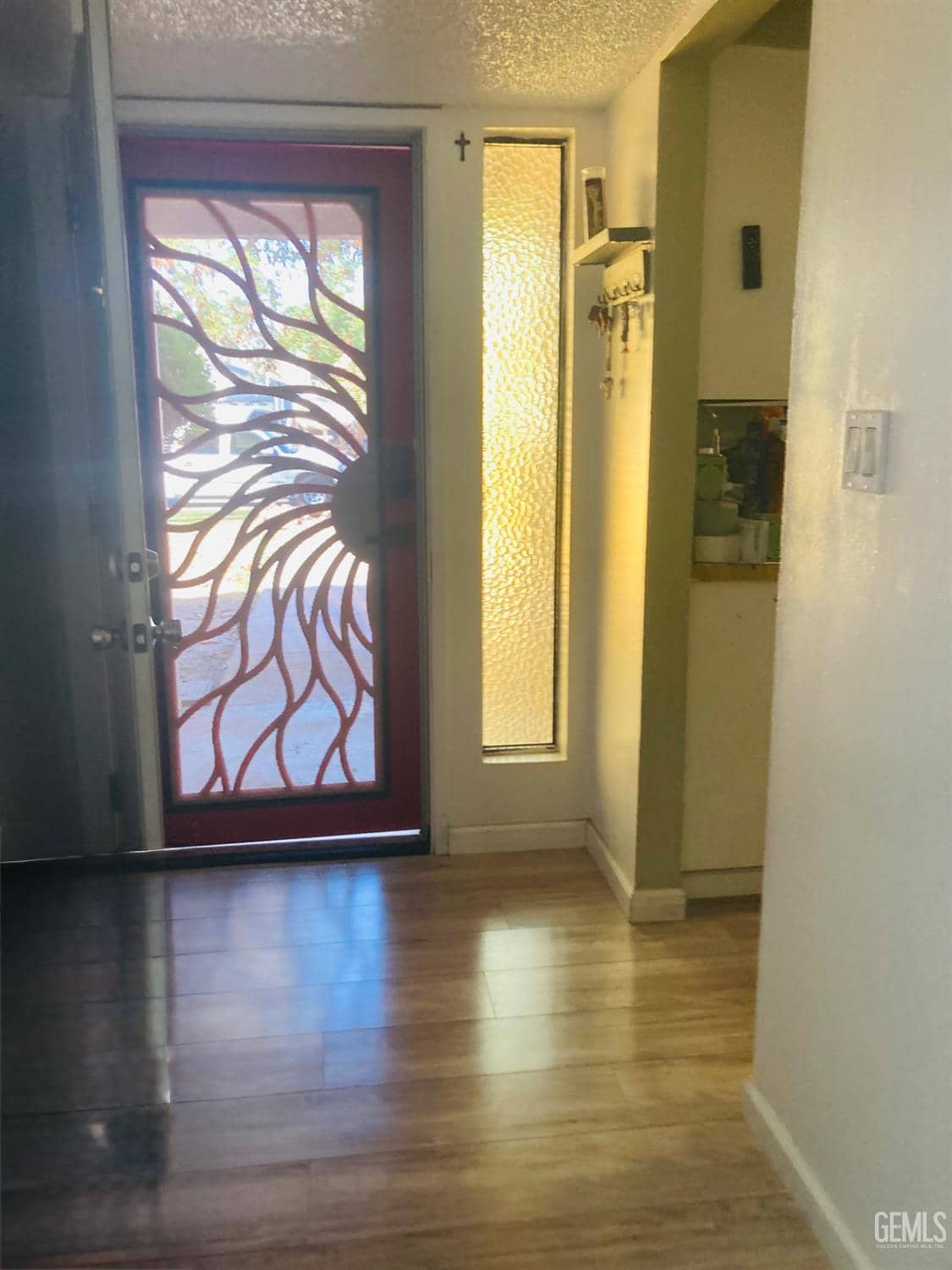 3705 Valley Vista Avenue — photo 4